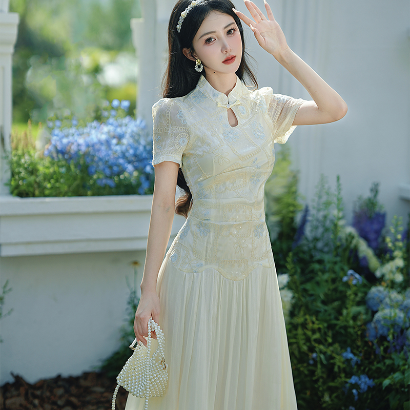 New Chinese Style Embroidered Qipao Dress for Young Women - Style 4b785e