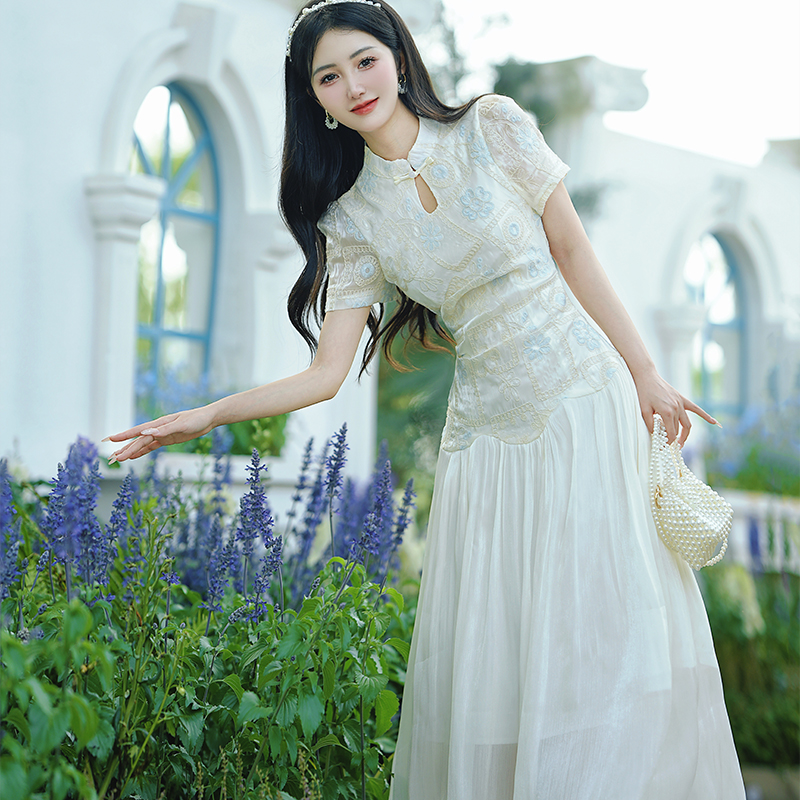 New Chinese Style Embroidered Qipao Dress for Young Women - Style 4b785e - Image 2