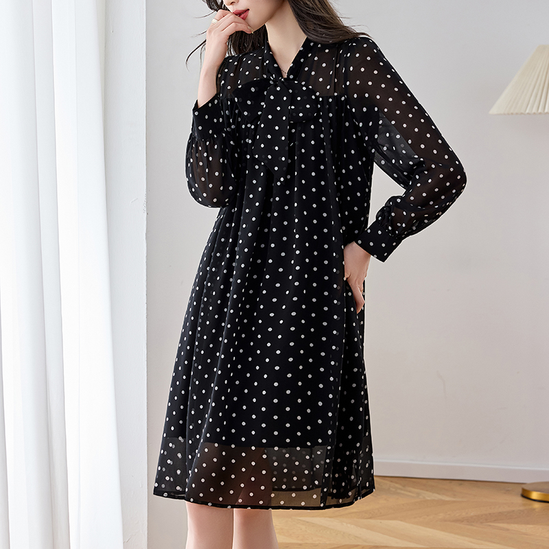 Polka Dot Chiffon Long Sleeve Plus Size Dress with Belt - Image 4